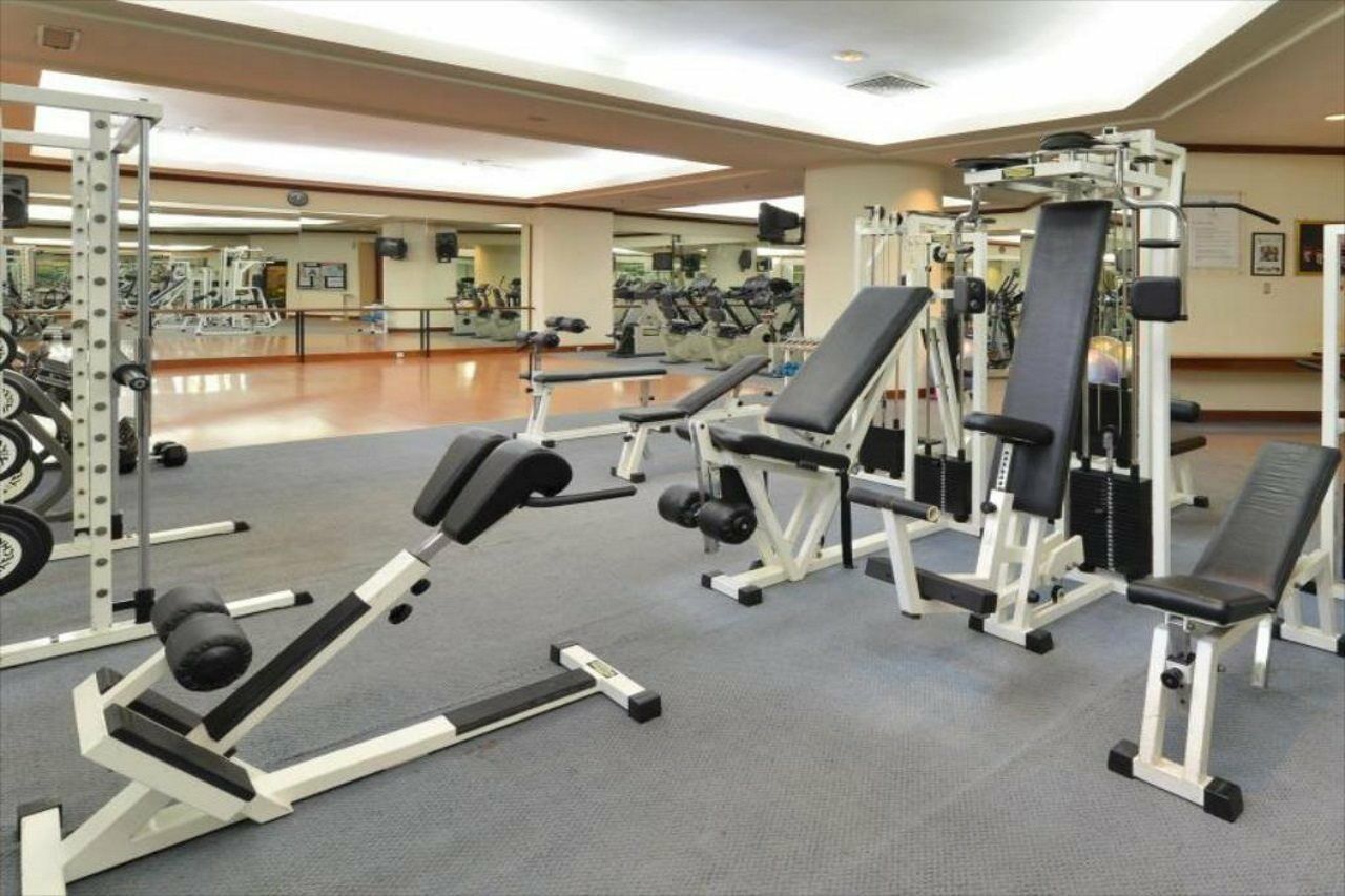 Hotel Equatorial Melaka Zewnętrze zdjęcie A typical gym
